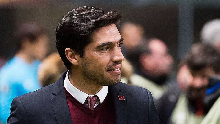 Novo técnico do Palmeiras, Abel Ferreira destaca 'paixão' e 'adrenalina'.
