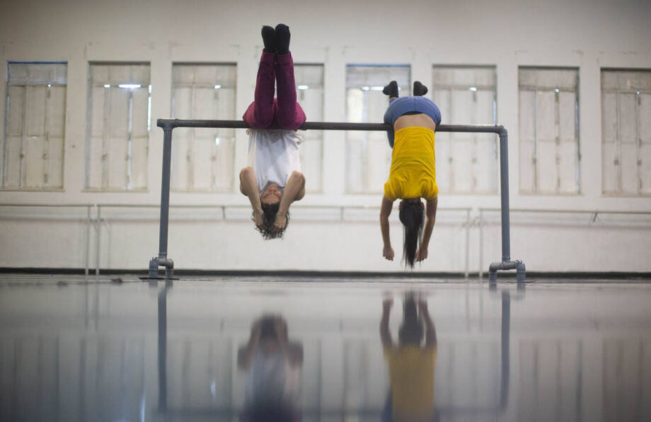Ensaio da companhia Ballet Stagium