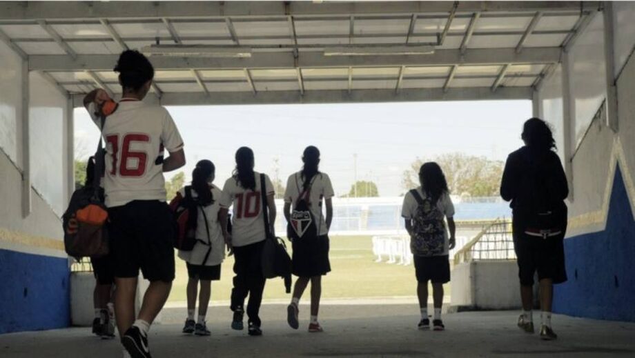 Imagem do filme 'Minas do Futebol', que será exibido no Cinefoot Mulheres