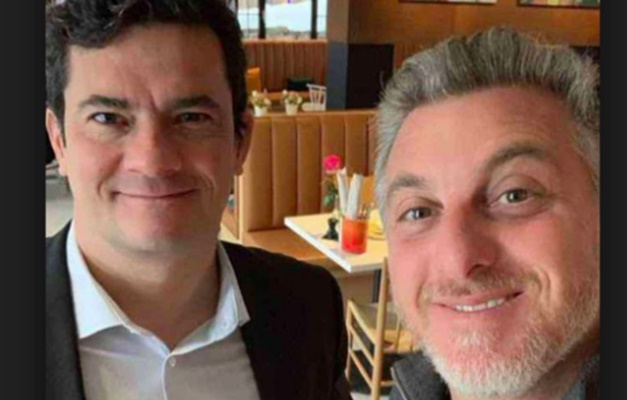 O apresentador Luciano Huck e o ex-ministro da Justiça Sergio Moro