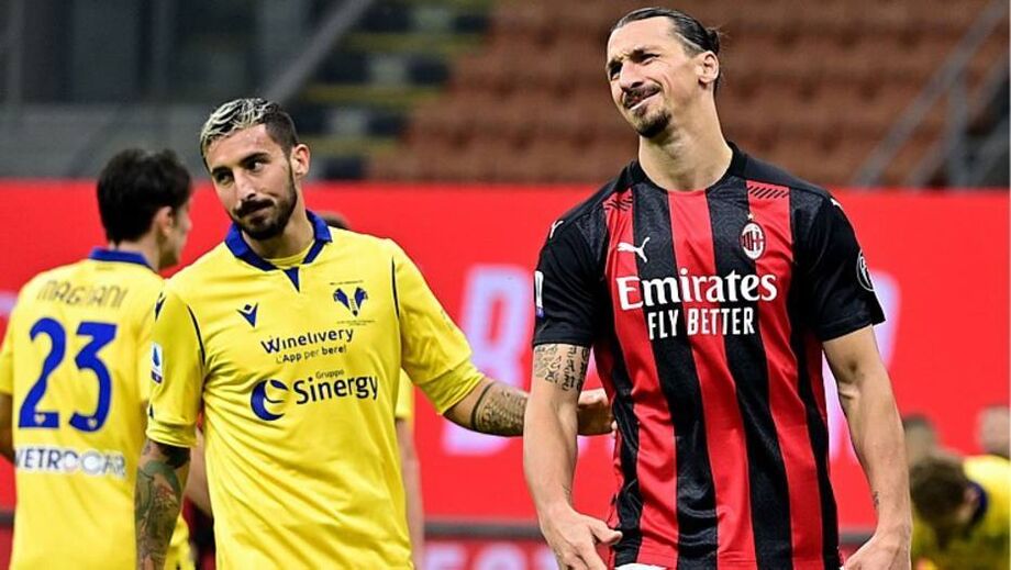 Ibrahimovic se lamenta em jogo do Milan contra o Verona