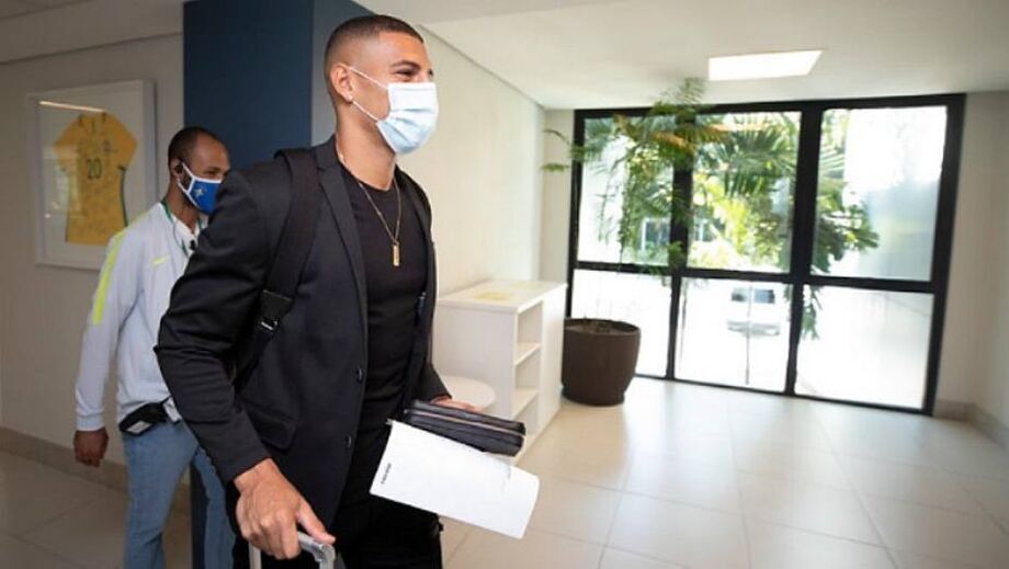 Diego Carlos é uma das novidades do técnico Tite para as próximas rodadas das Eliminatórias