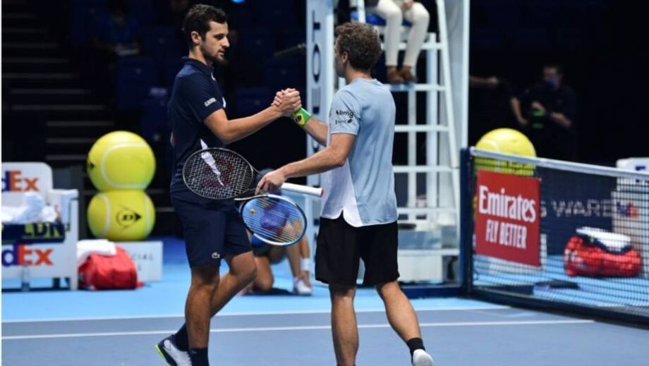 Bruno Soares e Mate Pavic durante jogo do ATP Finals 2020