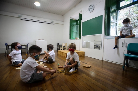 Projeto Vida na zona norte; escolas de toda a rede de ensino do Estado suspenderam atividades por quase 7 meses este ano por causa da pandemia