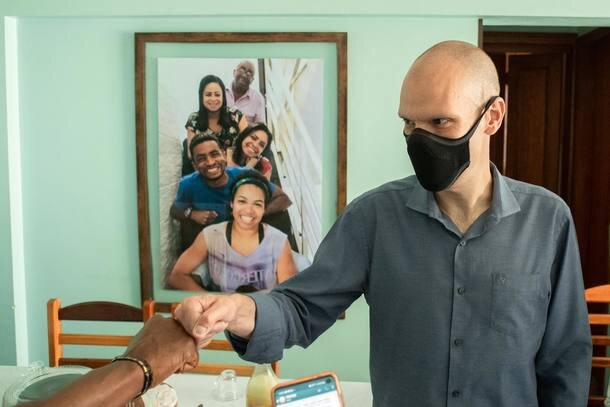 Candidato pelo PSDB à Prefeitura de São Paulo, Bruno Covas é visitou figuras históricas do partido neste sábado, 28.