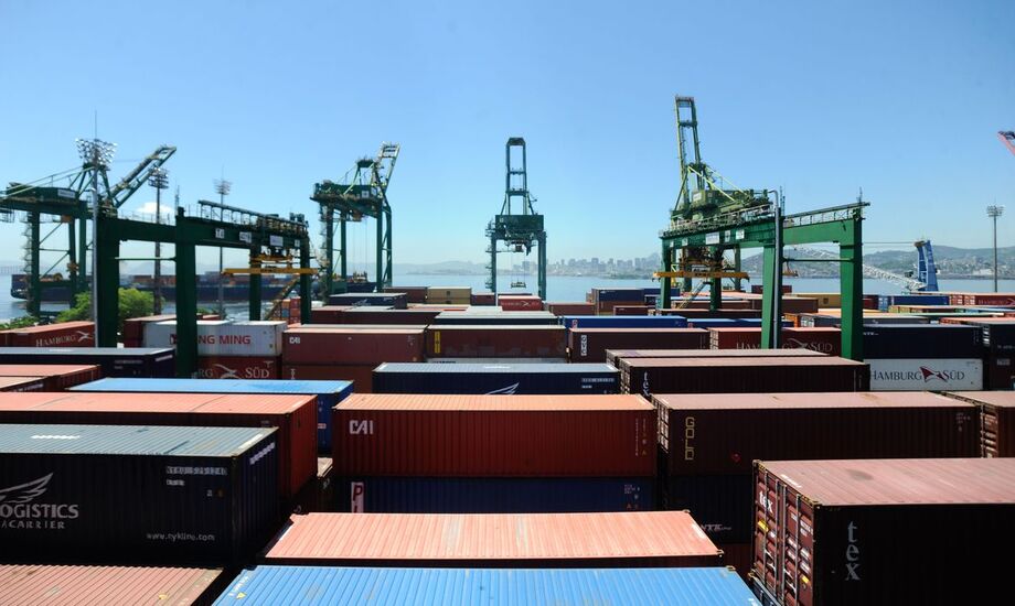 O Comitê Executivo de Gestão da Câmara de Comércio Exterior (Gecex) resolveu conceder redução temporária da alíquota do Imposto de Importação de várias mercadorias, no amparo de resolução do Grupo Mercado Comum do Mercosul