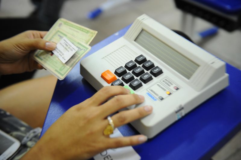 Site e aplicativo para smartphones possibilitam a consulta dos locais de votação
