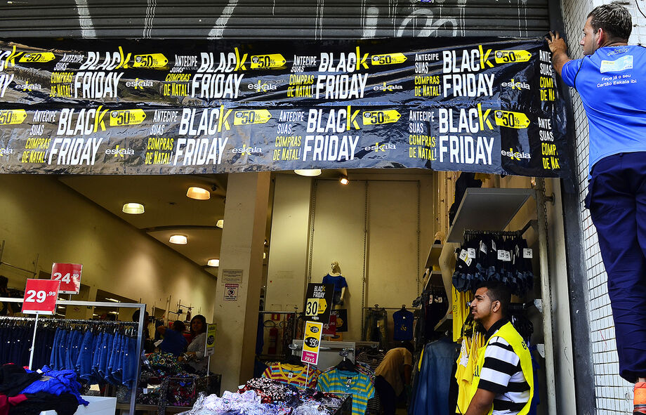 O gasto médio durante a Black Friday entre os consumidores do Estado será de R$ 956,74