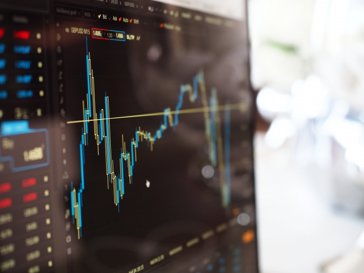 O giro financeiro totalizou R$ 33,5 bilhões na sessão