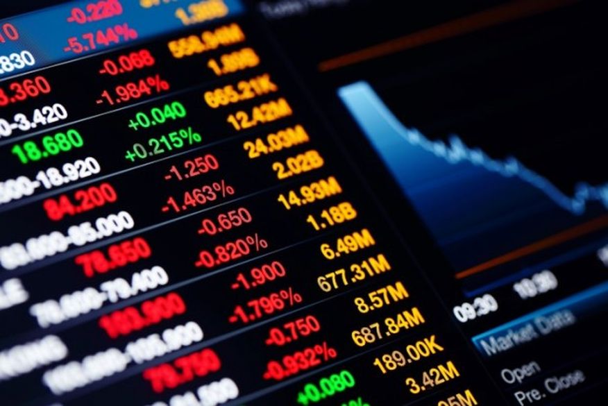 As bolsas da Europa fecharam majoritariamente em alta nesta sexta, 13