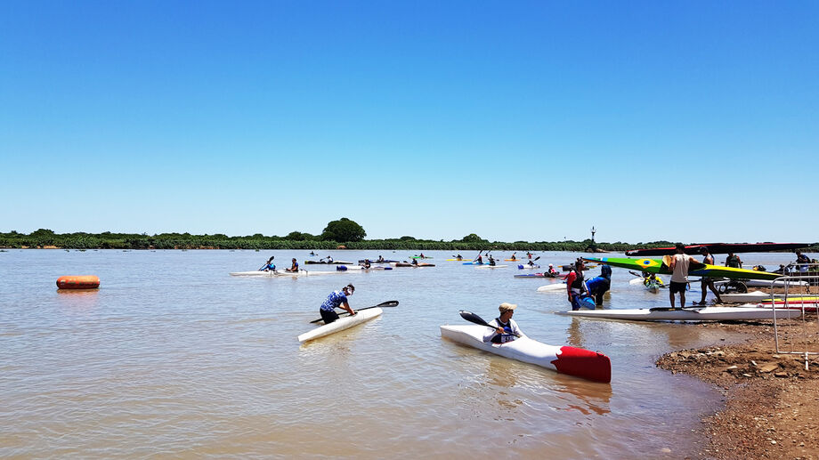 A primeira e única competição nacional de canoagem estilo maratona do ano não poderia ter cenário melhor: o Pantanal sul-mato-grossense