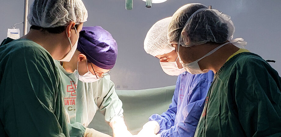 O trabalho de captação foi realizado pela equipe formada pelo cirurgião e médico urologista, Dr. Guilherme Stangarlin e pelo residente em urologia, Dr. Ricardo Ossuma Tamazato