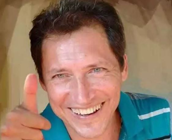 O chargista Marco Antônio Rosa Borges