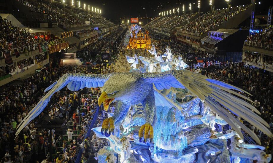 Escolas de samba do grupo especial podem desfilar em julho