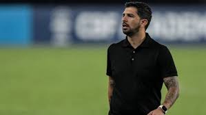 Emiliano Diaz criticou postura do Botafogo