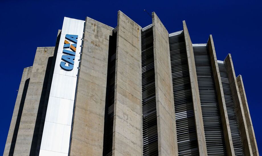 A força-tarefa da Operação Greenfield, que apura desvios na Caixa, no BNDES e em fundos de pensão, apresentou denúncia contra cinco pessoas, que foram acusadas de fraude na Caixa Participações