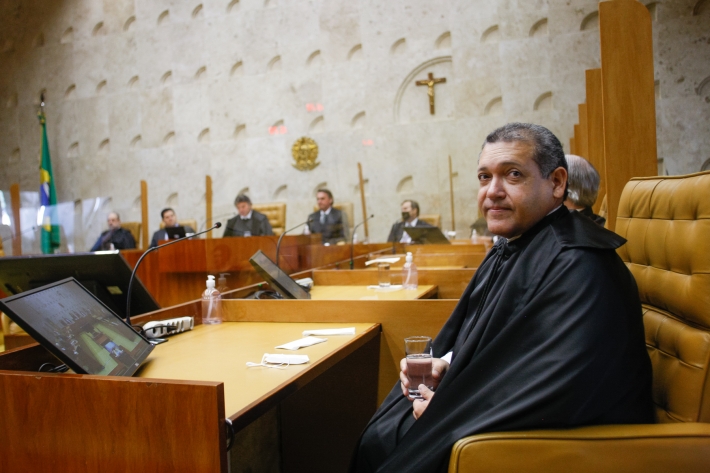 O ministro Kassio Nunes Marques durante cerimônia de posse no plenário do Supremo Tribunal Federal.