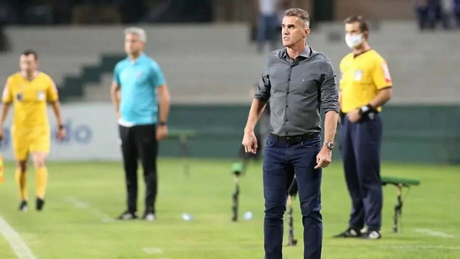 Mancini demonstra otimismo com crescimento do Corinthians