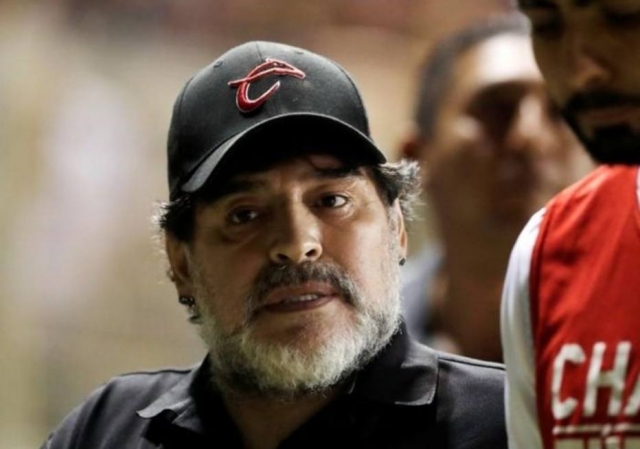 Ele assinou a alta, disse o neurocirurgião Leopoldo Luque, médico particular de Maradona