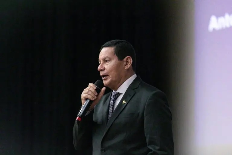 O vice-presidente Hamilton Mourão