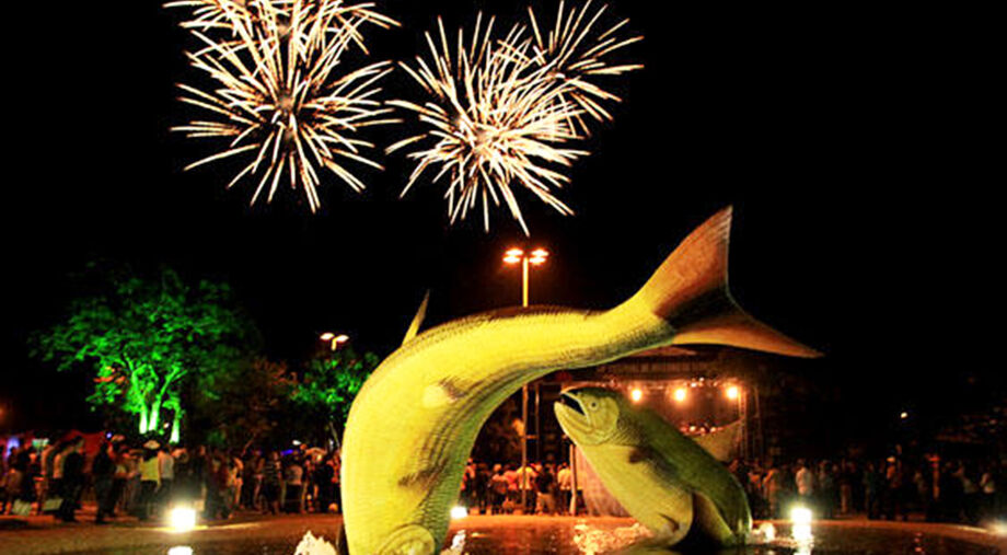 No reveillon, a queima de fogos na Praça da Liberdade também foi cancelada, com o intuito de evitar aglomeraçõe