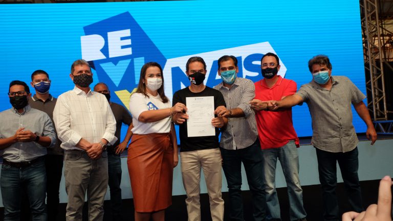 Com o anúncio das medidas de curto e médio prazo para retomar os investimentos públicos e privados e estimular o emprego e a renda da população, o prefeito Marquinhos Trad destacou, durante o lançamento do Reviva Mais Campo Grande
