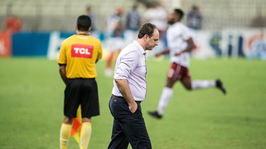 Visivelmente entusiasmado, Rogério Ceni foi apresentado, nesta terça-feira, no Ninho do Urubu, como o novo técnico do Flamengo até o final de 2021