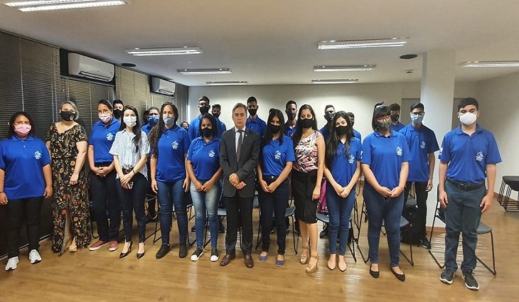 Os adolescentes foram recebidos nesta segunda-feira, no auditório da Sejusp, em Campo Grande