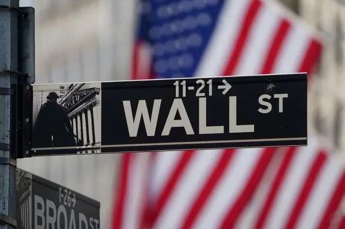 O índice Dow Jones encerrou o pregão com ganho de 1,54%, aos 30.046,24 pontos