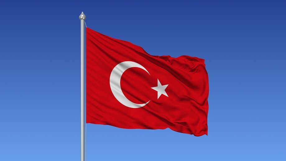 O governo da Turquia mudou a forma de relatar o número de infectados por covid-19 e agora considera os testes positivos para coronavírus