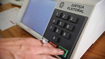 6,3 mil mulheres recebem um ou zero voto na eleição