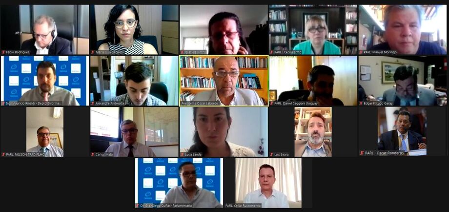 A mesa diretora do Parlamento do Mercosul se reuniu online, nesta segunda, fez o balanço sobre as eleições municipais do Brasil e da Bolívia
