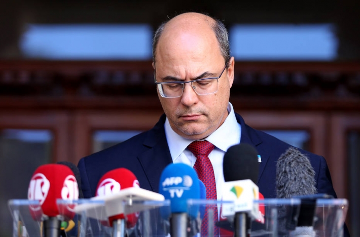 O governador afastado do Estado do Rio de Janeiro, Wilson Witzel, realiza um pronunciamento à imprensa no Palácio da Guanabara