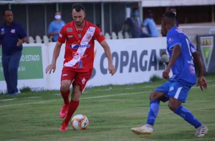 O jogo será as 15h
