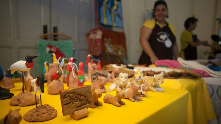 A Feira acontece das 15 às 20 horas e conta com apresentação musical todos os dias