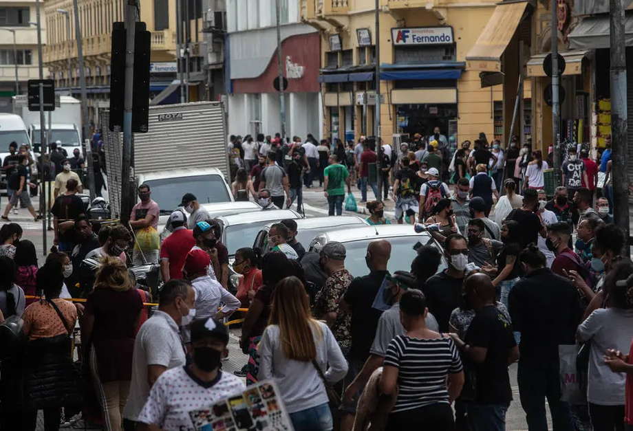 Comércio de rua na cidade de São PauloFoto: Werther Santana/Estadão