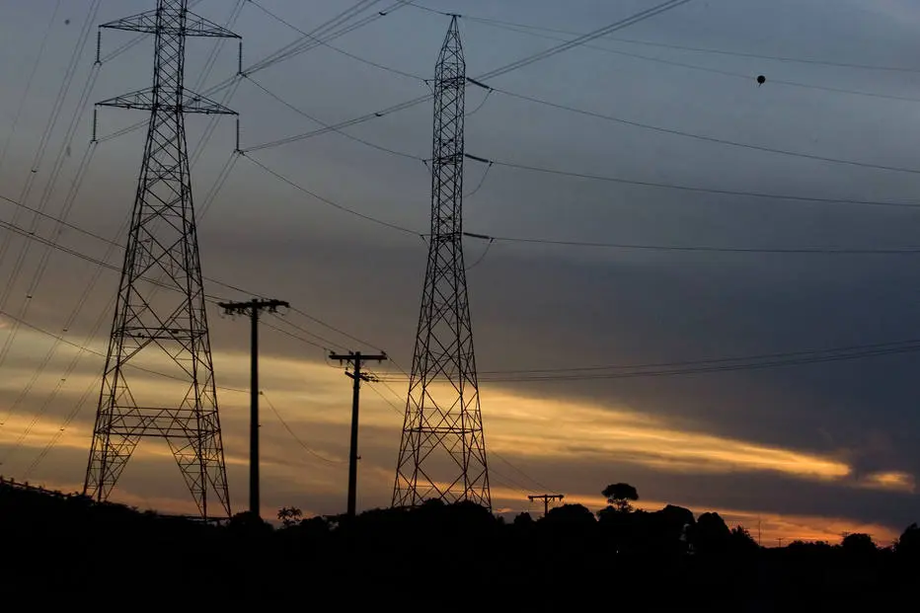Leilão de linhas realizado em SP teve participação de 55 empresas