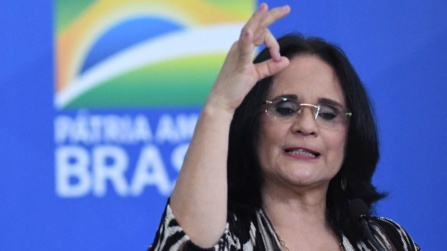 O Estado é laico, mas não é laicista [sic], defendeu a ministra durante evento no Planalto