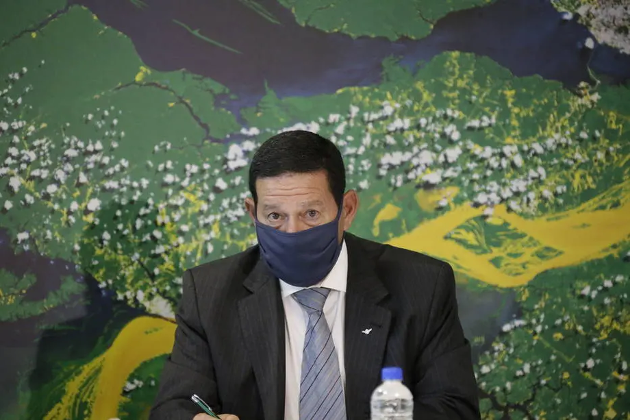 O vice-presidente da República Hamilton Mourão preside o Conselho da Amazônia