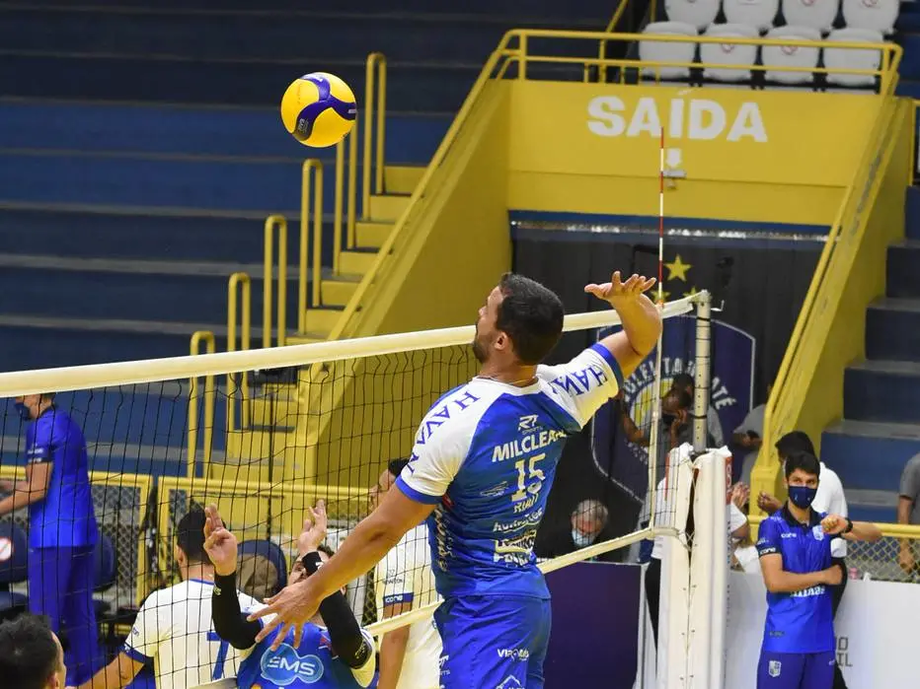 O Taubaté ganhou, assim, a oitava partida seguida e lidera o campeonato com 24 pontos