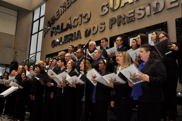 Cantata de Natal, uma das apresentações realizadas todo ano pelo Coral de Servidores da ALEMS