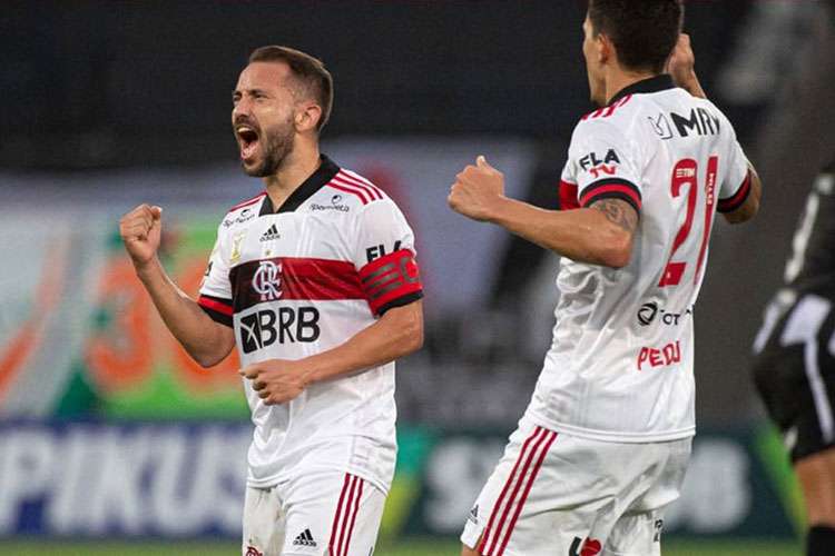 Éverton Ribeiro marcou e garantiu o triunfo por 1 a 0, no Engenhão