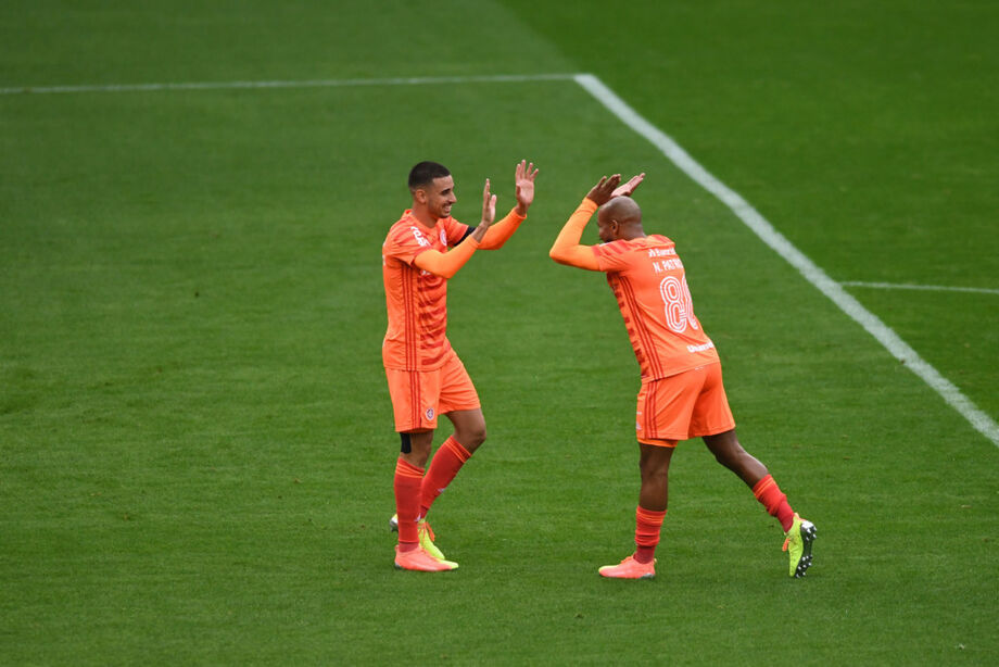 Thiago Galhardo e Patrick