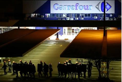 Morte de João Alberto Silveira Freitas em um supermercado do Carrefour gerou onda de protestos contra racismo