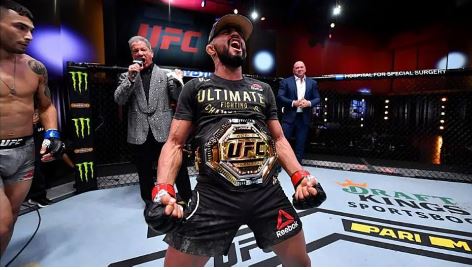Deiveson Figueiredo vai defender o cinturão no UFC 256
