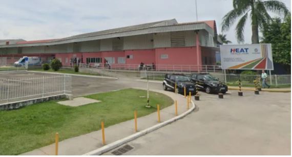 A vítima foi socorrida no Hospital Estadual Alberto Torres