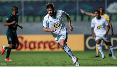 A vitória no clássico contra o América-MG, no estádio Independência, reacendeu as esperanças do time