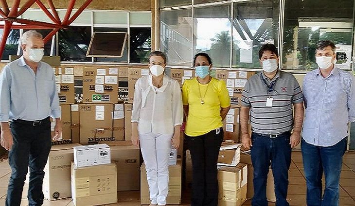 A Secretaria de Estado de Saúde (SES) entregou na manhã deste sábado (12) equipamentos ao Hospital Regional de Mato Grosso do Sul para reserva técnica dos leitos de Unidade de Tratamento Intensivo (UTI)