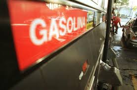Só gasolina escapa da queda de vendas entre derivados em novembro