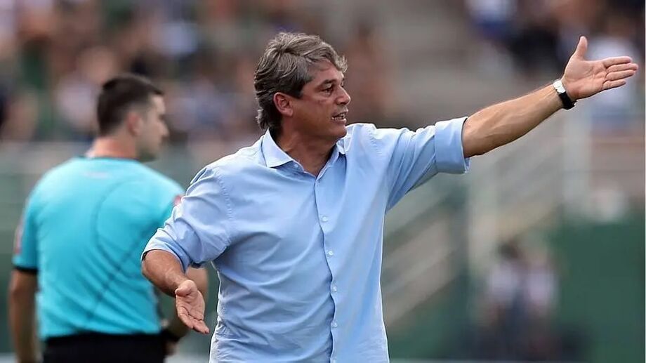 Marcelo Veiga tem mais de 500 jogos no comando do Bragantino e estava no São Bernardo Marcelo Veiga tem mais de 500 jogos no comando do Bragantino e estava no São Bernardo